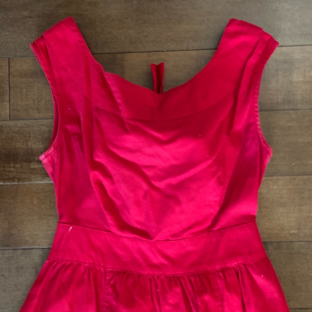 TULLE Red Dress - Picture 3 of 8